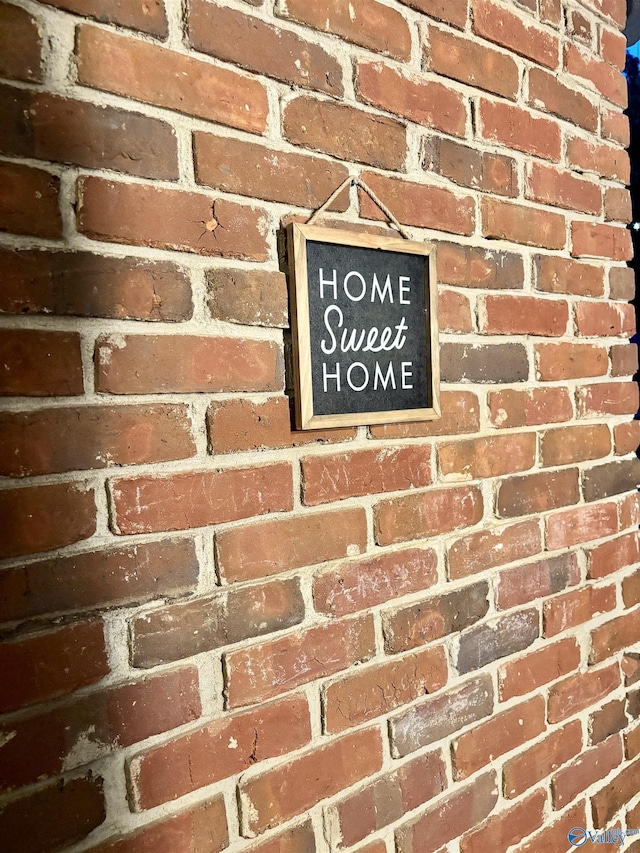 2704 Mctavish Ave SW, Decatur, AL 35603 - exterior view of brick siding
