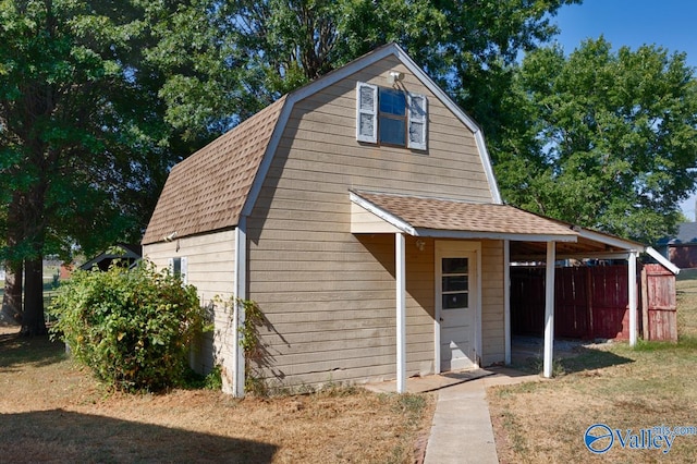 view of front of house