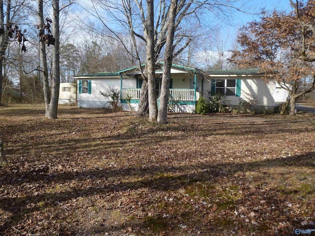 view of front of house featuring a porch