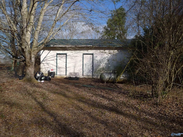 view of outbuilding