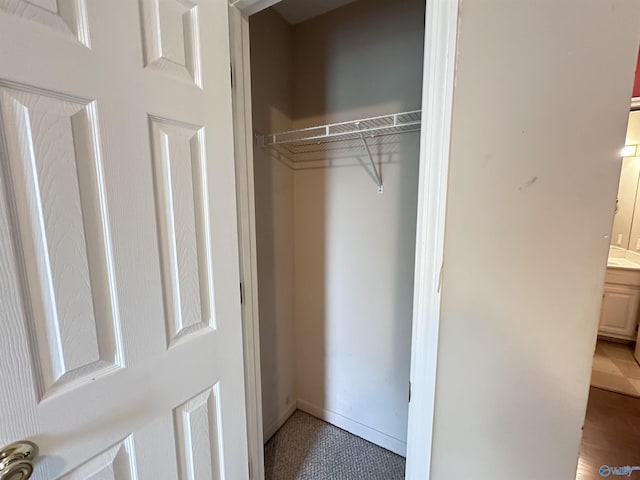 203 Lincoln Ave, Muscle Shoals, AL 35661 - view of closet