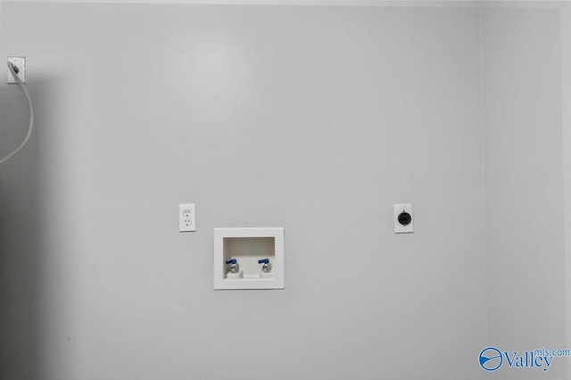 washroom featuring laundry area, electric dryer hookup, and washer hookup