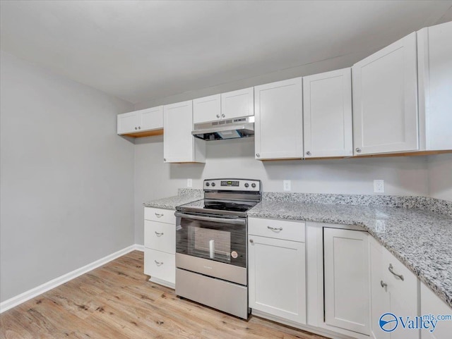 kitchen featuring stainless steel range with electric stovetop, baseboards, white cabinetry, under cabinet range hood, and light wood finished floors