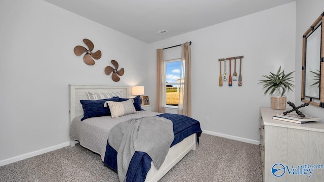 bedroom with carpet flooring