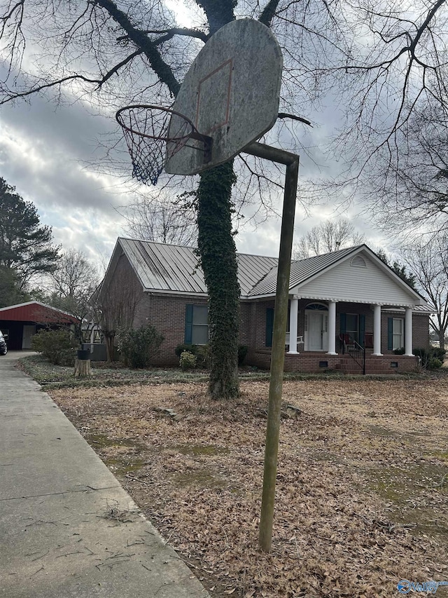 view of front of home with a porch