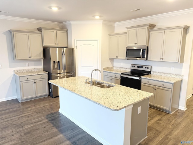 kitchen featuring appliances with stainless steel finishes, crown molding, dark wood-type flooring, and a sink