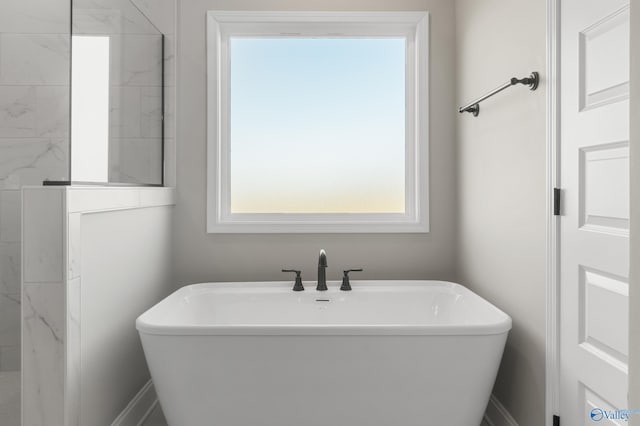 22541 Players Ln, Athens, AL 35613 - bathroom with a tub