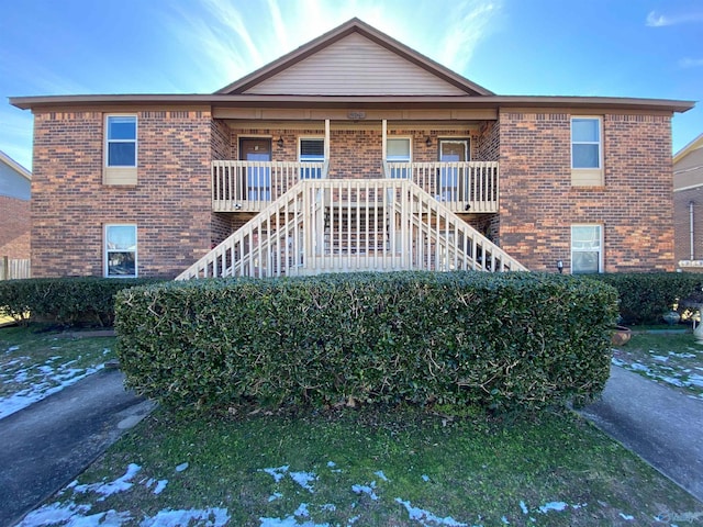 view of front of house with a porch