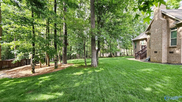 10 Verdant Cir SE, Huntsville, AL 35803 - view of yard featuring stairs