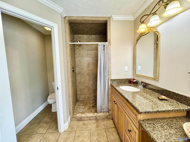 full bath with toilet, ornamental molding, a stall shower, and a textured ceiling