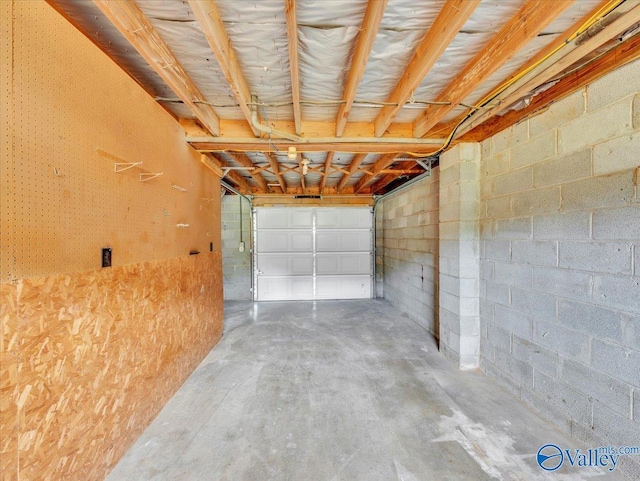 2612 Valley Brook Dr, Huntsville, AL 35811 - view of garage