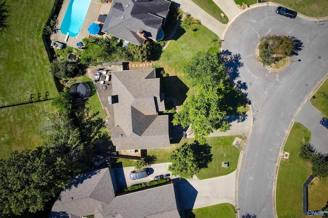 1509 Southampton Ct, Decatur, AL 35601 - aerial view of a pool area