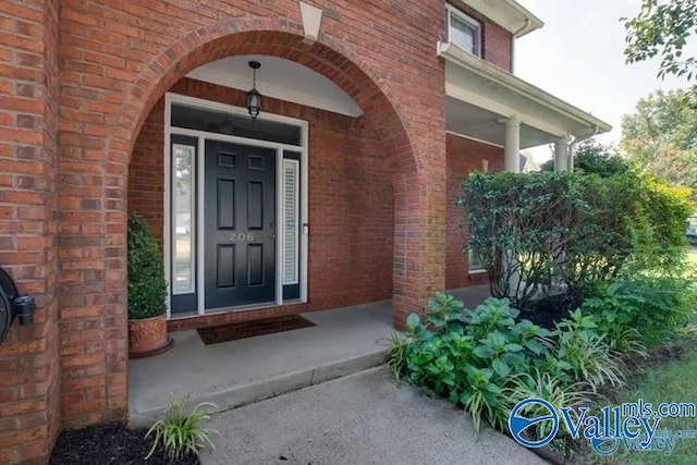 property entrance with a porch