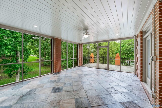 904 Driver Rd NW, Fort Payne, AL 35967 - unfurnished sunroom with a healthy amount of sunlight and a ceiling fan