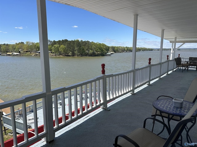 600 County Road 531 Unit 209, Centre, AL 35960 - exterior space with a water view