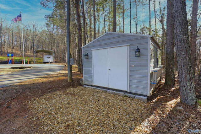 view of outbuilding