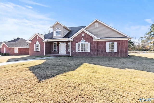 view of front of property with a front yard