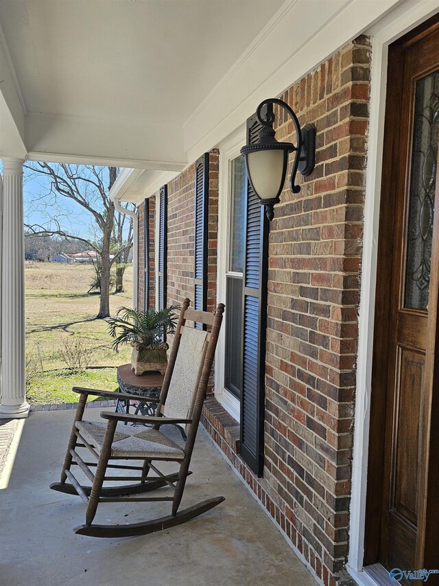 809 Kyle Rd NE, Hartselle, AL 35640 - view of porch