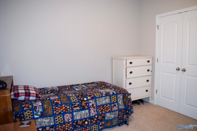 117 Edensmith Dr, New Market, AL 35761 - carpeted bedroom featuring a closet
