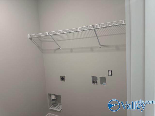 17194 Red Hill Rd, Athens, AL 35611 - laundry room featuring washer hookup and electric dryer hookup