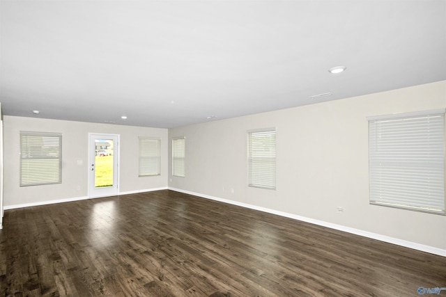 165 Meadowridge Dr, Hazel Green, AL 35750 - unfurnished living room featuring plenty of natural light, baseboards, and recessed lighting