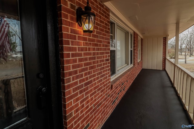 6670 Moores Mill Rd, Huntsville, AL 35811 - balcony featuring covered porch