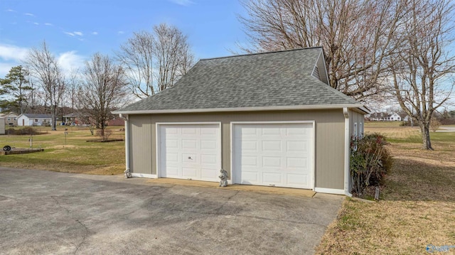 view of detached garage