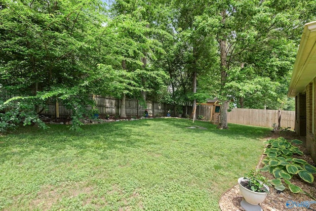 6807 Breyerton Way SE, Owens Cross Roads, AL 35763 - view of yard