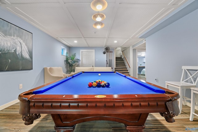 recreation room with hardwood / wood-style flooring and billiards