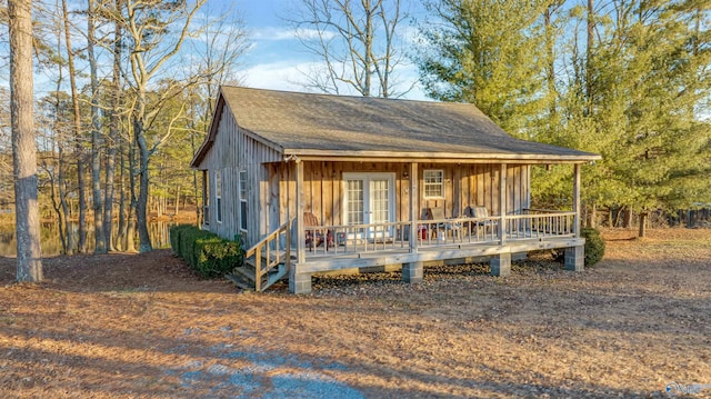 view of front of house featuring a porch