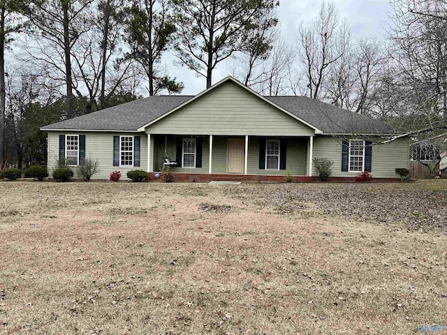 ranch-style house featuring covered porch