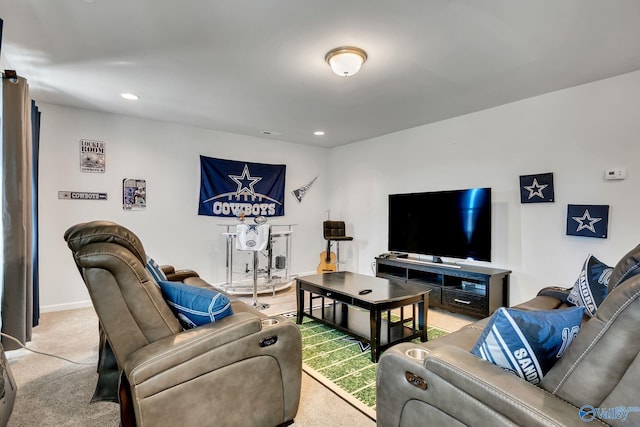 living area featuring light carpet, baseboards, and recessed lighting