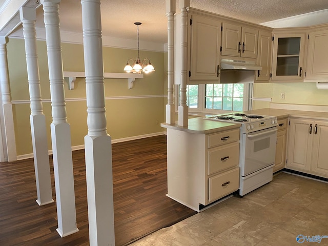 kitchen with white range, hanging light fixtures, a textured ceiling, and an inviting chandelier