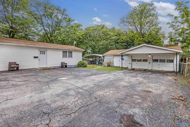 1213 Humes Ave NE, Huntsville, AL 35801 - view of detached garage