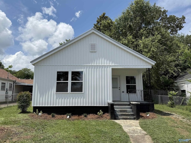 42 Wilkinson Ave E, Gadsden, AL 35904 - view of front facade