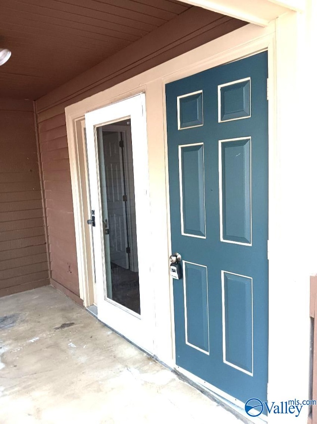2043 Woodlawn Dr SW Unit 2043, Huntsville, AL 35802 - property entrance