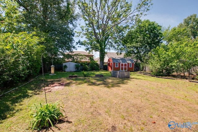 1102 Chesterfield Dr SE, Huntsville, AL 35803 - view of yard