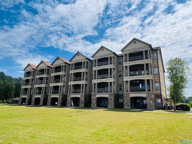 view of building exterior