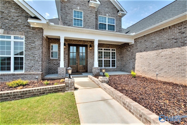 property entrance with covered porch