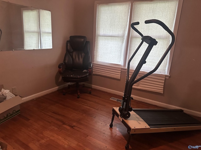 220 E Walnut St, Gadsden, AL 35903 - workout area featuring wood finished floors and baseboards