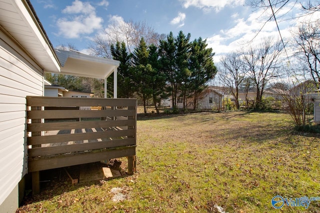 1608 Humes Ave, Huntsville, AL 35801 - view of yard with a deck