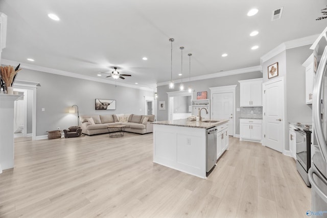 17067 Stonegate Dr, Athens, AL 35613 - kitchen featuring recessed lighting, visible vents, a ceiling fan, appliances with stainless steel finishes, and white cabinetry