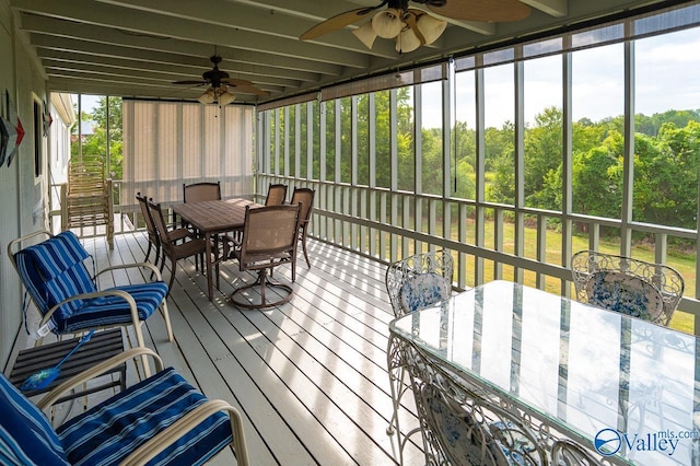 sunroom / solarium with ceiling fan
