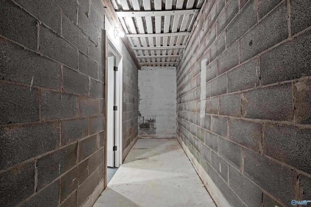 615 County Road 40, Centre, AL 35960 - hallway featuring concrete block wall
