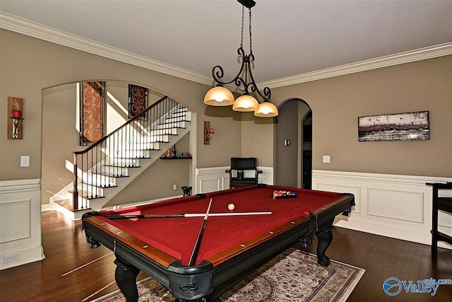 game room with wood-type flooring, crown molding, and pool table