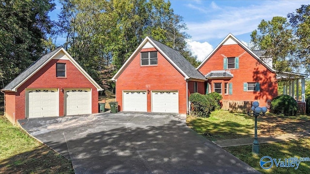 view of front of house with a front yard