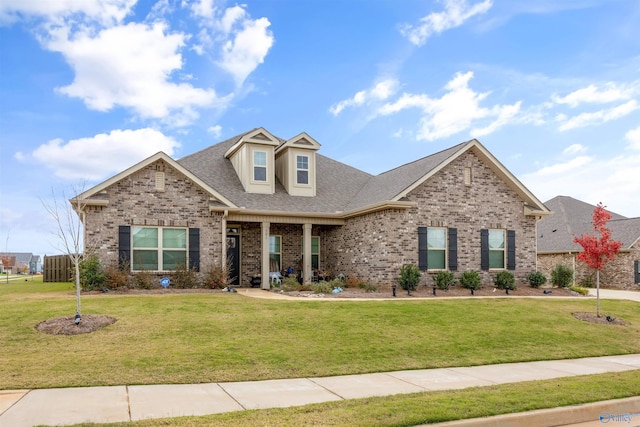 view of front facade with a front lawn