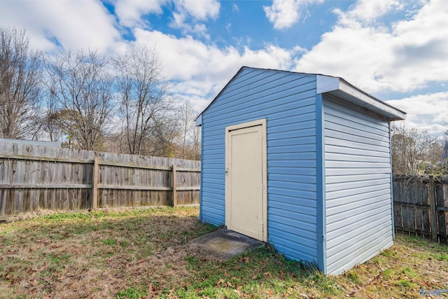 view of outbuilding