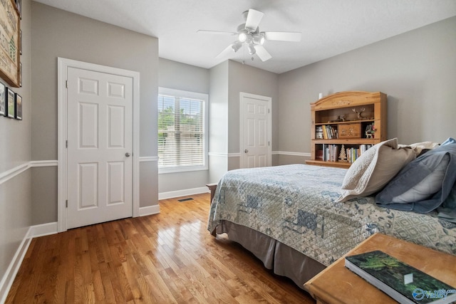 2801 Mountain View Dr, Southside, AL 35907 - bedroom with light wood-type flooring and a ceiling fan