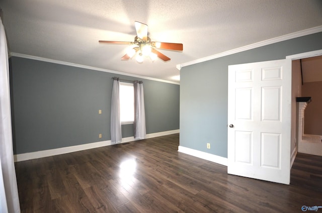 unfurnished room featuring crown molding, dark wood-type flooring, a textured ceiling, and ceiling fan